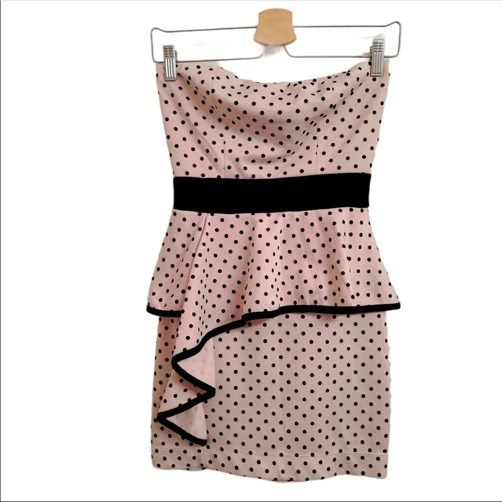 Super tiny dress strapless retro polka dot dress.